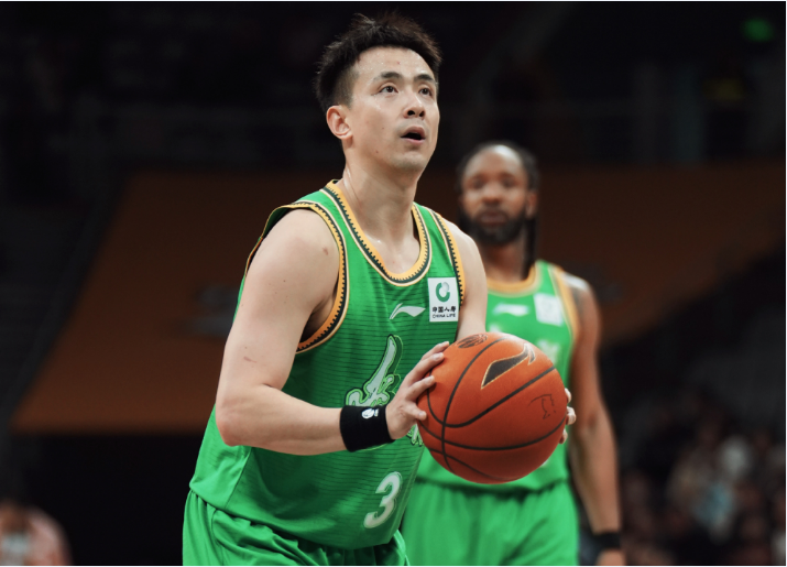 开云体育APP下载-里程碑之战！赵继伟16+7+8统治加时 总抢断超琼斯升历史第9