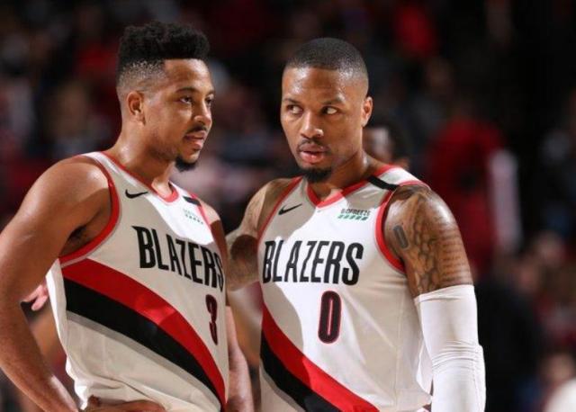 kaiyun-两大帮手相继受伤 利拉德或再度开启戴表模式