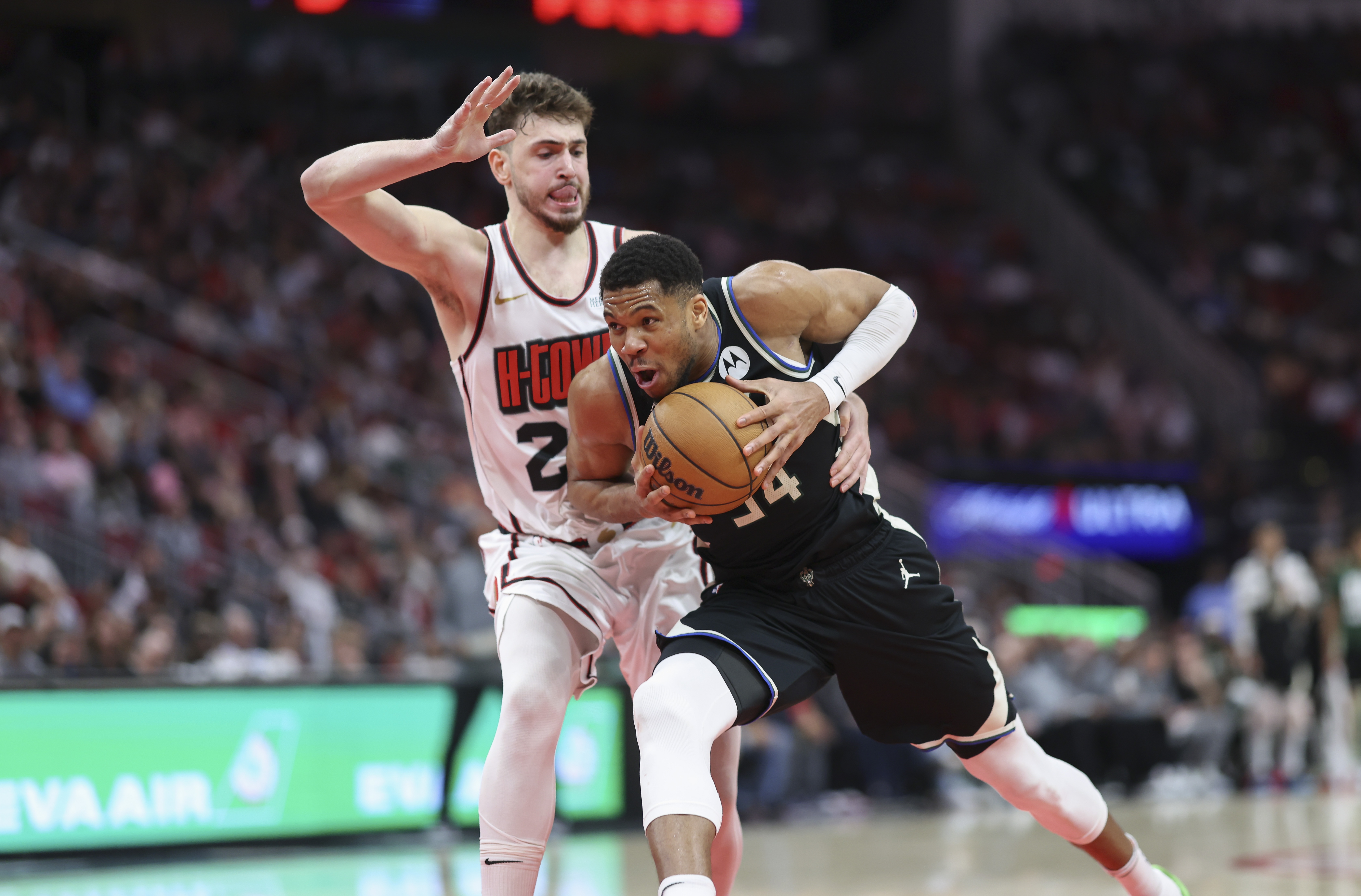 开云-若火箭输湖人将大换血？名嘴：申京换字母的可能性正在大幅上升