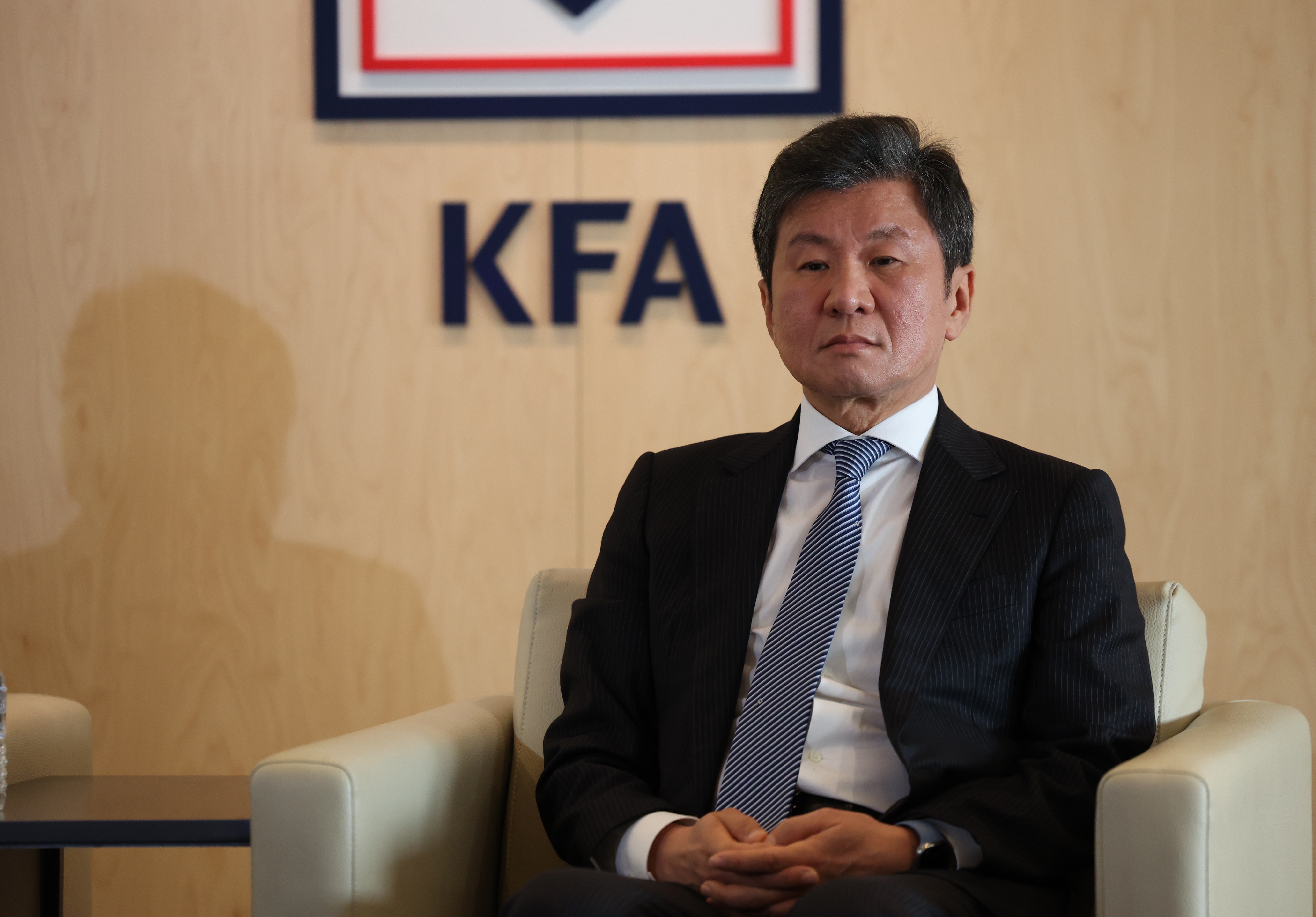 开云体育APP下载-韩媒：韩国文体部向韩国足协发信函，要求处分足协主席郑梦奎